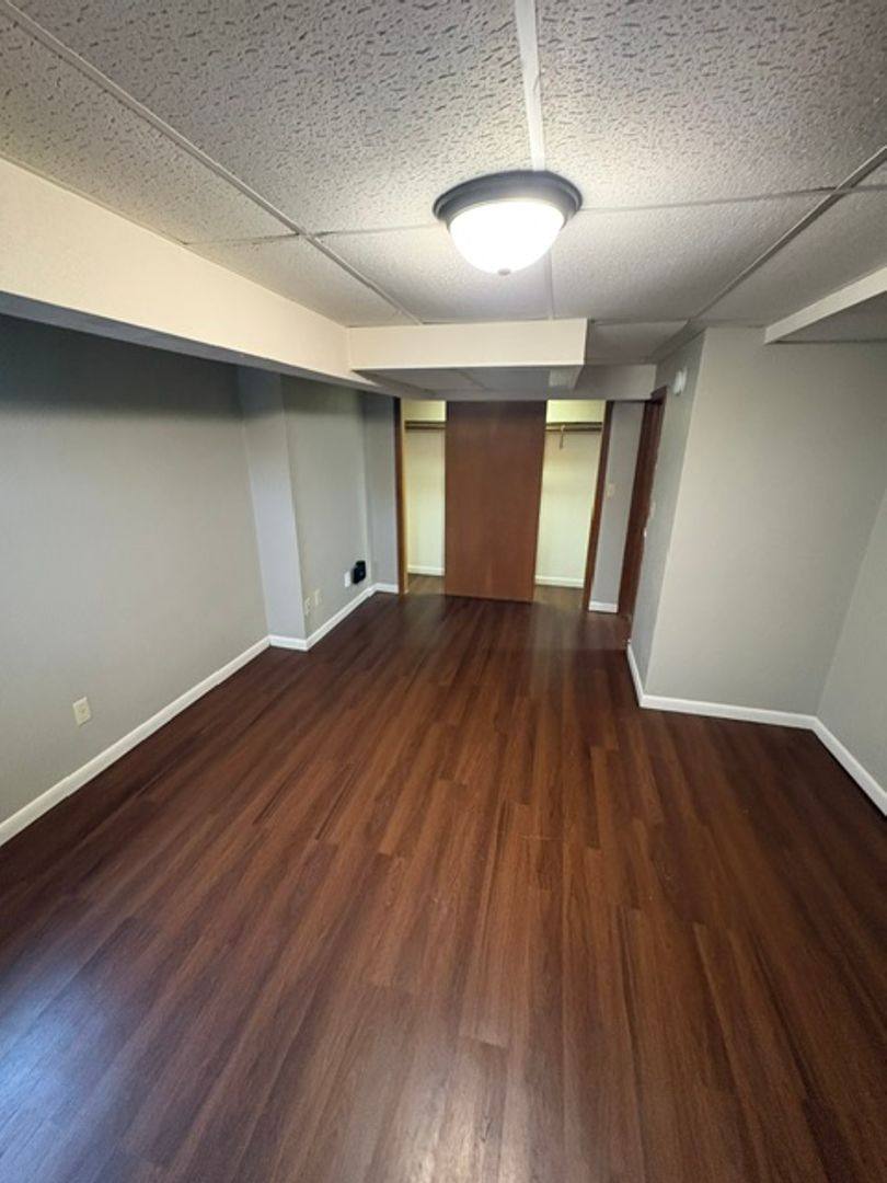 Apartment for rent at 4817 N Knoxville Ave, Peoria, IL 61614