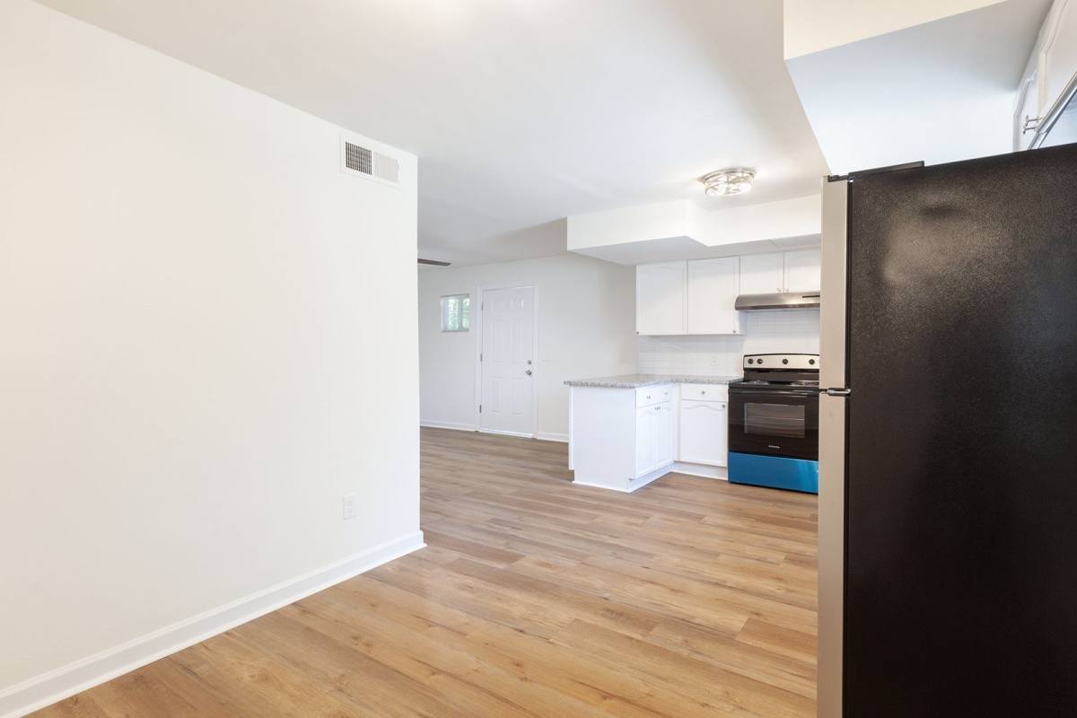 Apartment for rent at 641 Powder Springs, Smyrna, GA 30080