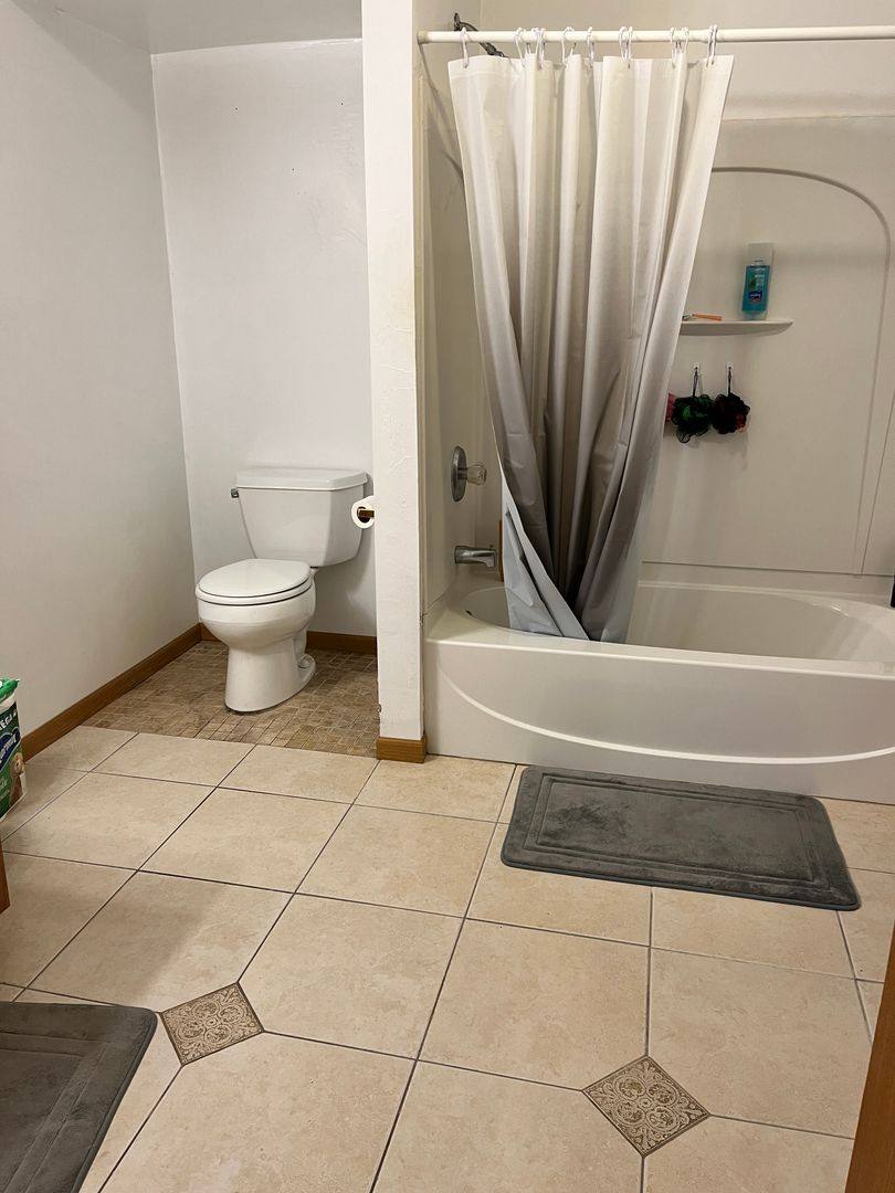 Apartment for rent at 649-401 Pearl-Henry, Seymour, WI 54165