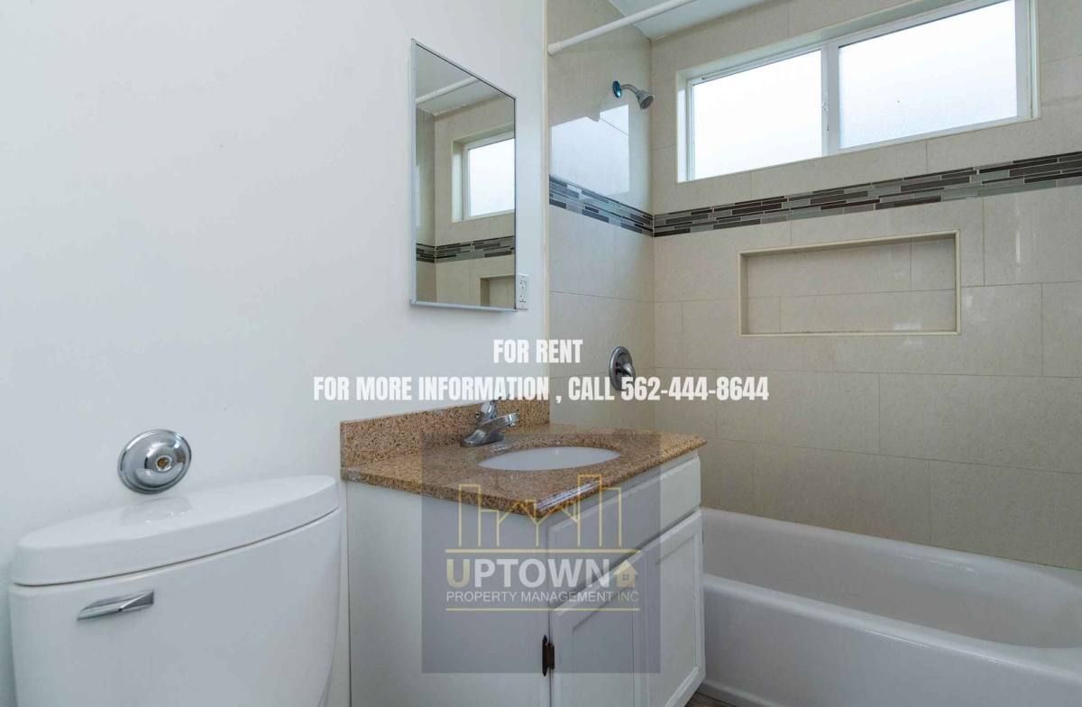 Apartment for rent at 9605 Elizabeth Ave, South Gate, CA 90280