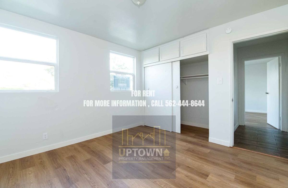 Apartment for rent at 9605 Elizabeth Ave, South Gate, CA 90280