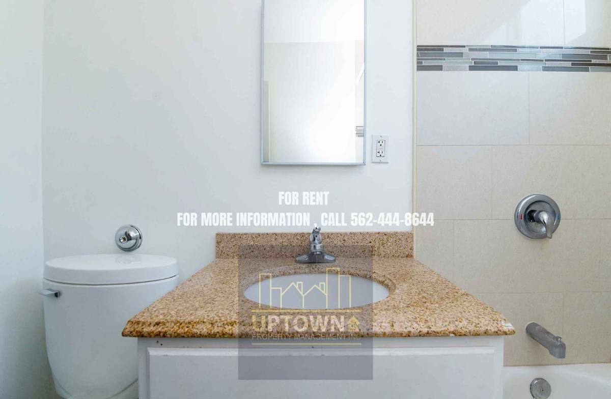 Apartment for rent at 9605 Elizabeth Ave, South Gate, CA 90280