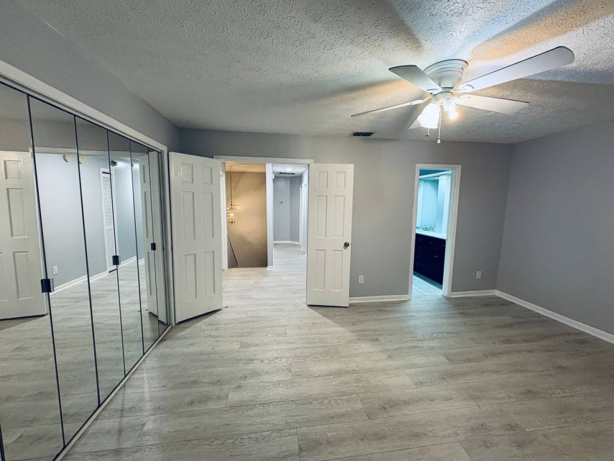 8728 Jasmine Pond Dr, Tampa, FL 33614 - Townhouse for Rent - Image 10