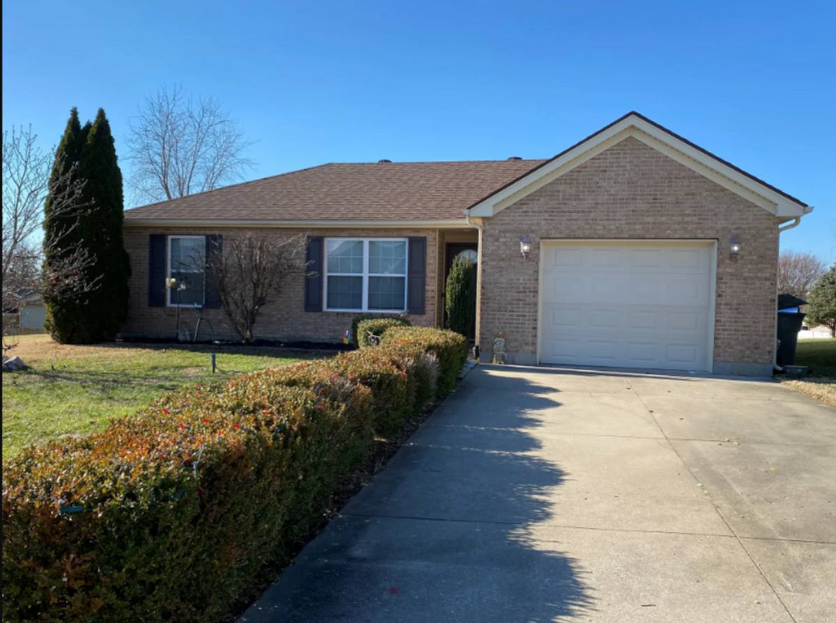 House for rent at 2435 Highland Garden Pointe, Owensboro, KY 42303