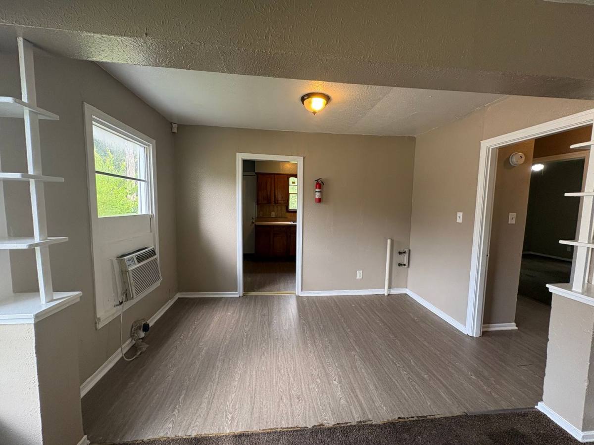House for rent at 605 W 75th St, Shreveport, LA 71106