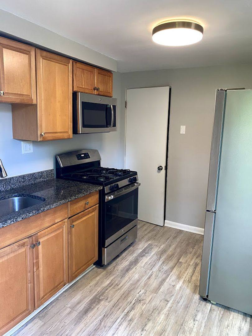 Townhouse for rent at 2340 1 2 Buena Vista, Pittsburgh, PA 15218