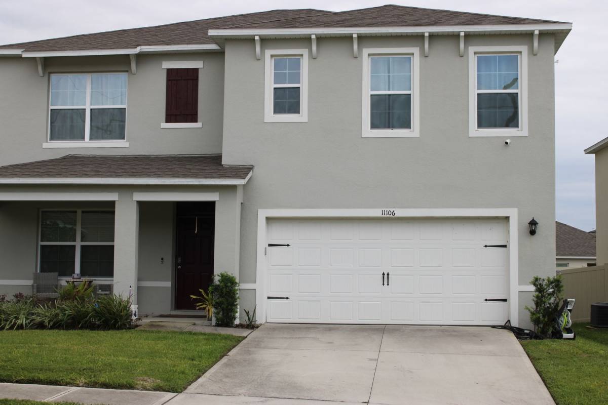 House for rent at 11106 Amber Ridge Dr, Zellwood, FL 32798