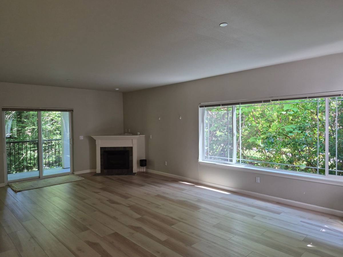 Condo for rent at 15000 Juanita Dr NE, Kenmore, WA 98028