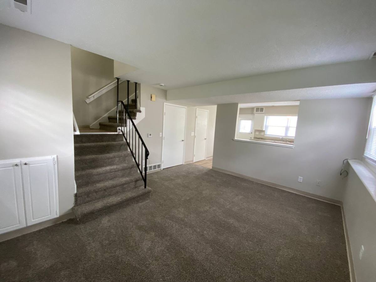 Apartment for rent at 2018 E Caulder Ave, Des Moines, IA 50320