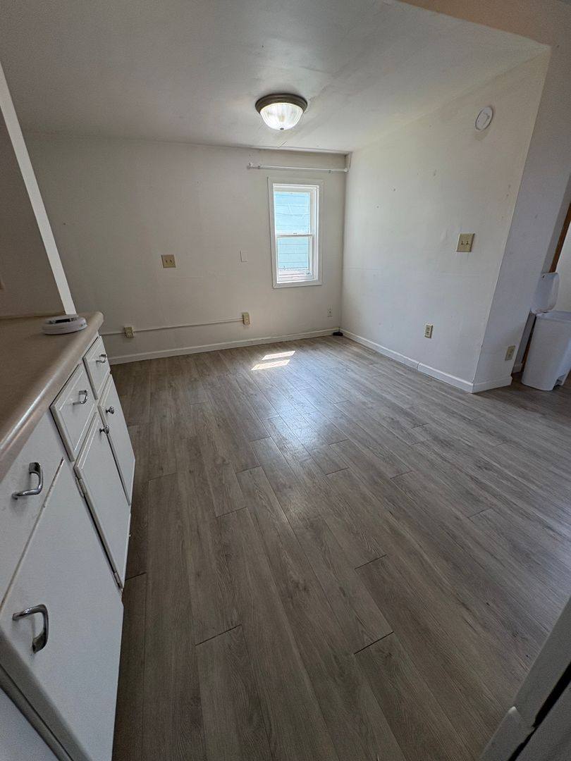 Apartment for rent at 608 9th St N, La Crosse, WI 54601