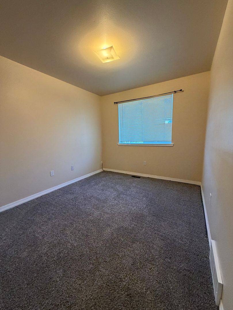 8313 Peakview Dr, Fort Collins, CO 80528 - House for Rent - Image 4