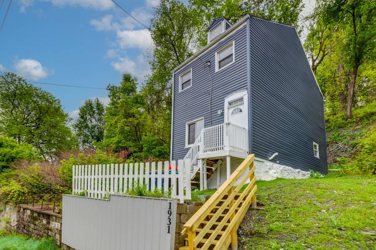 House for rent at 1931 Federal St, Pittsburgh, PA 15214