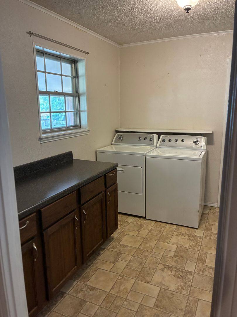 House for rent at 415 Rosewood, Mount Pleasant, TX 75455