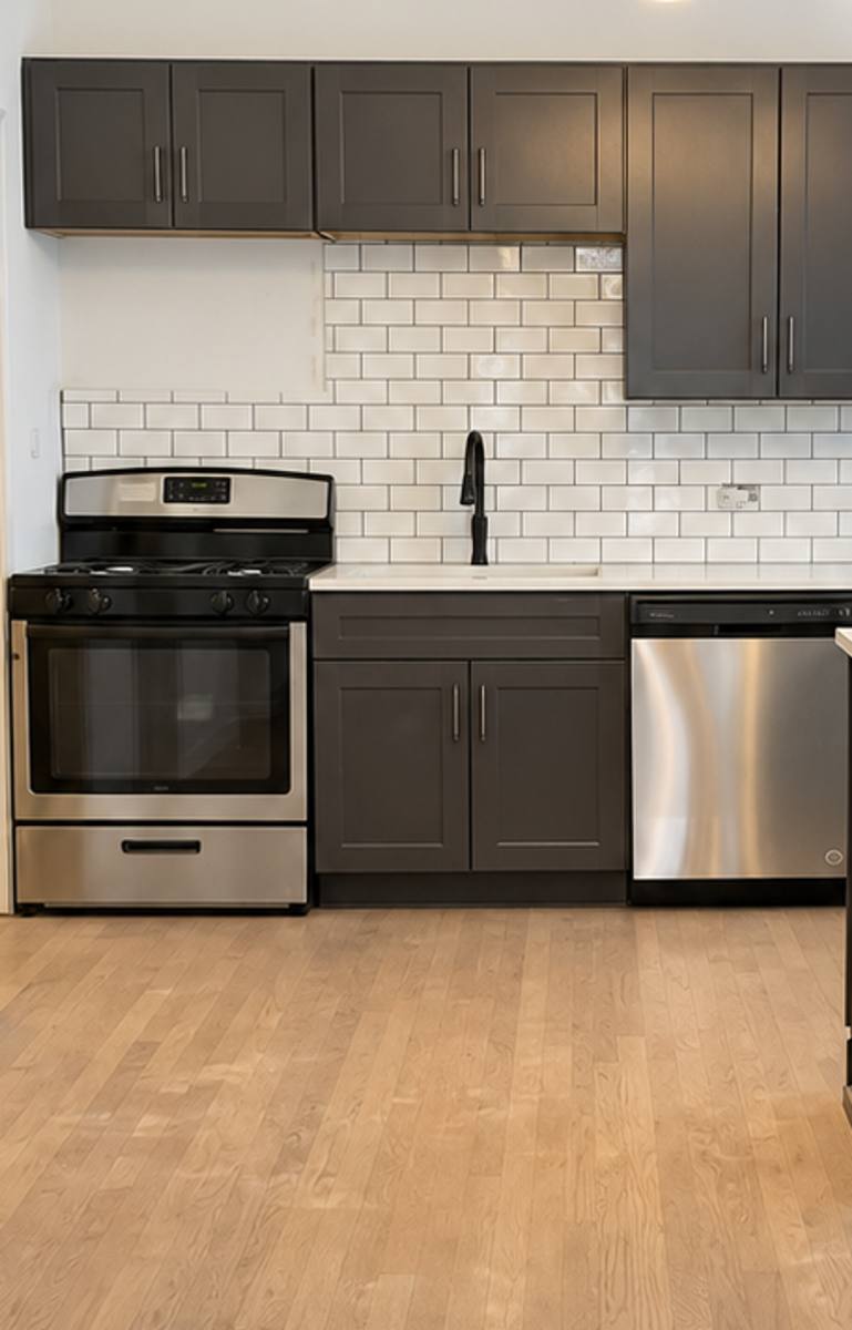 1401 N Oakley Blvd, Chicago, IL 60622 - Apartment for Rent - Image 2