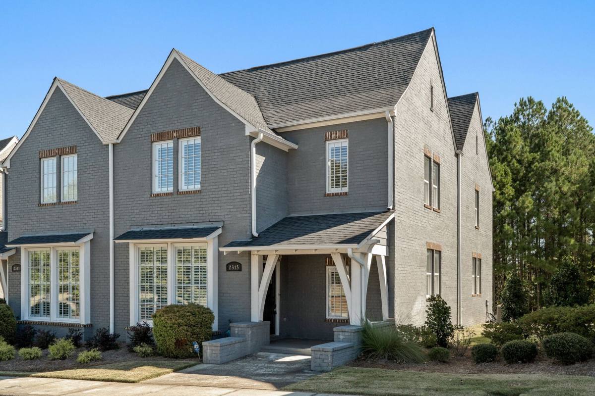 Townhouse for rent at 2315 Village Center St, Birmingham, AL 35226