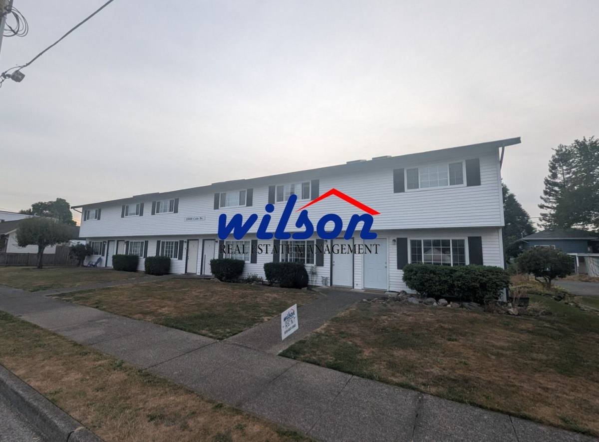 Townhouse for rent at 2000 Cole St, Enumclaw, WA 98022