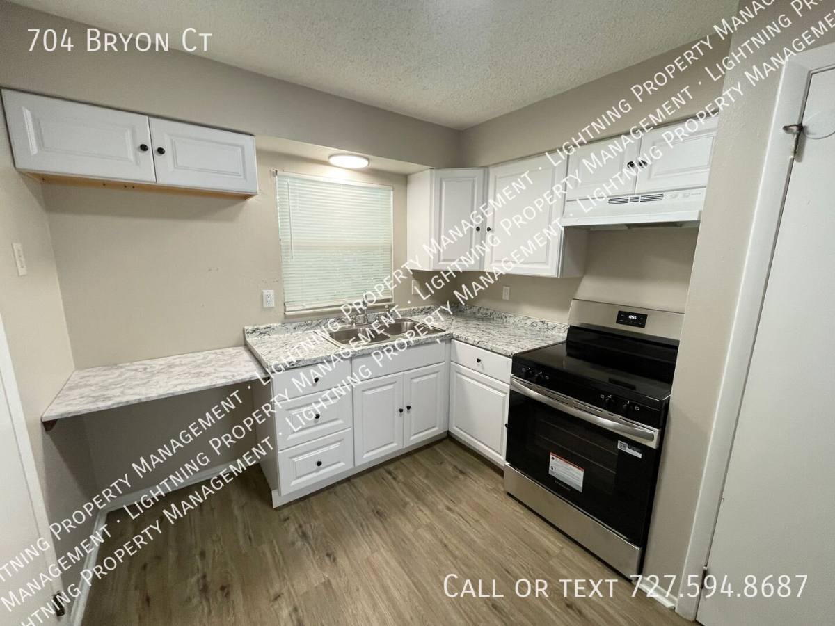 Apartment for rent at 704 Bryon Court, Lakeland, FL 33810