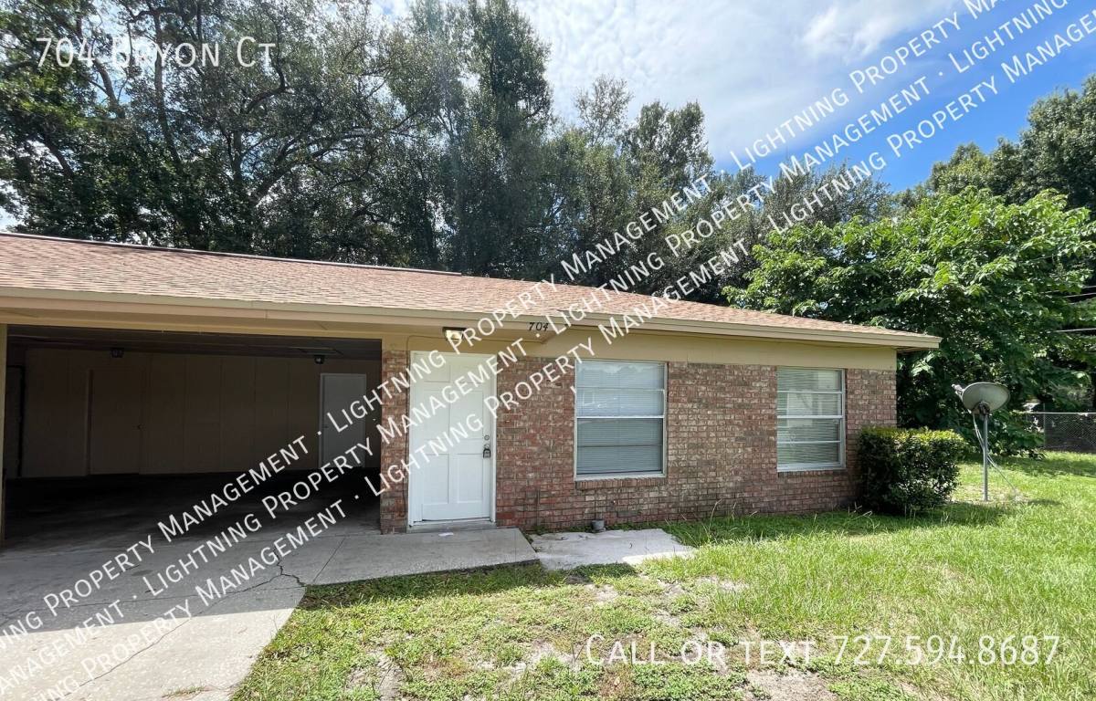 Apartment for rent at 704 Bryon Court, Lakeland, FL 33810