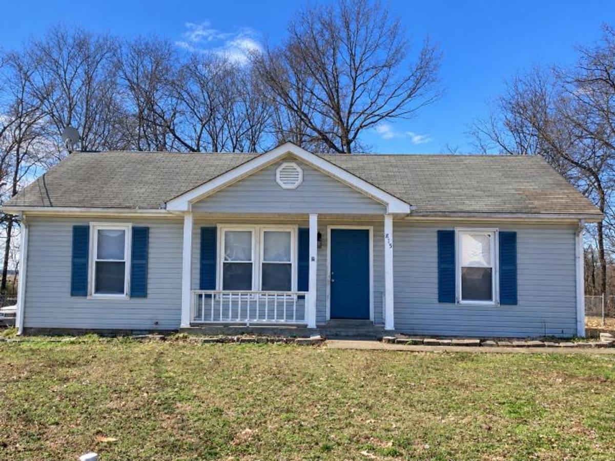 815 Princeton Circle, Clarksville, TN 37042 - House for Rent - Image 1