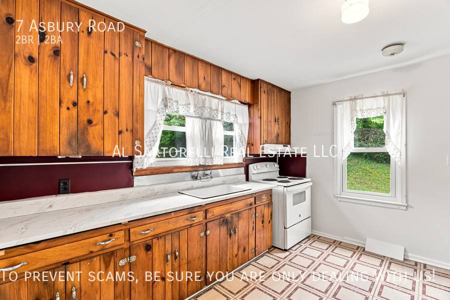 House for rent at 7 Asbury Rd, Asheville, NC 28804