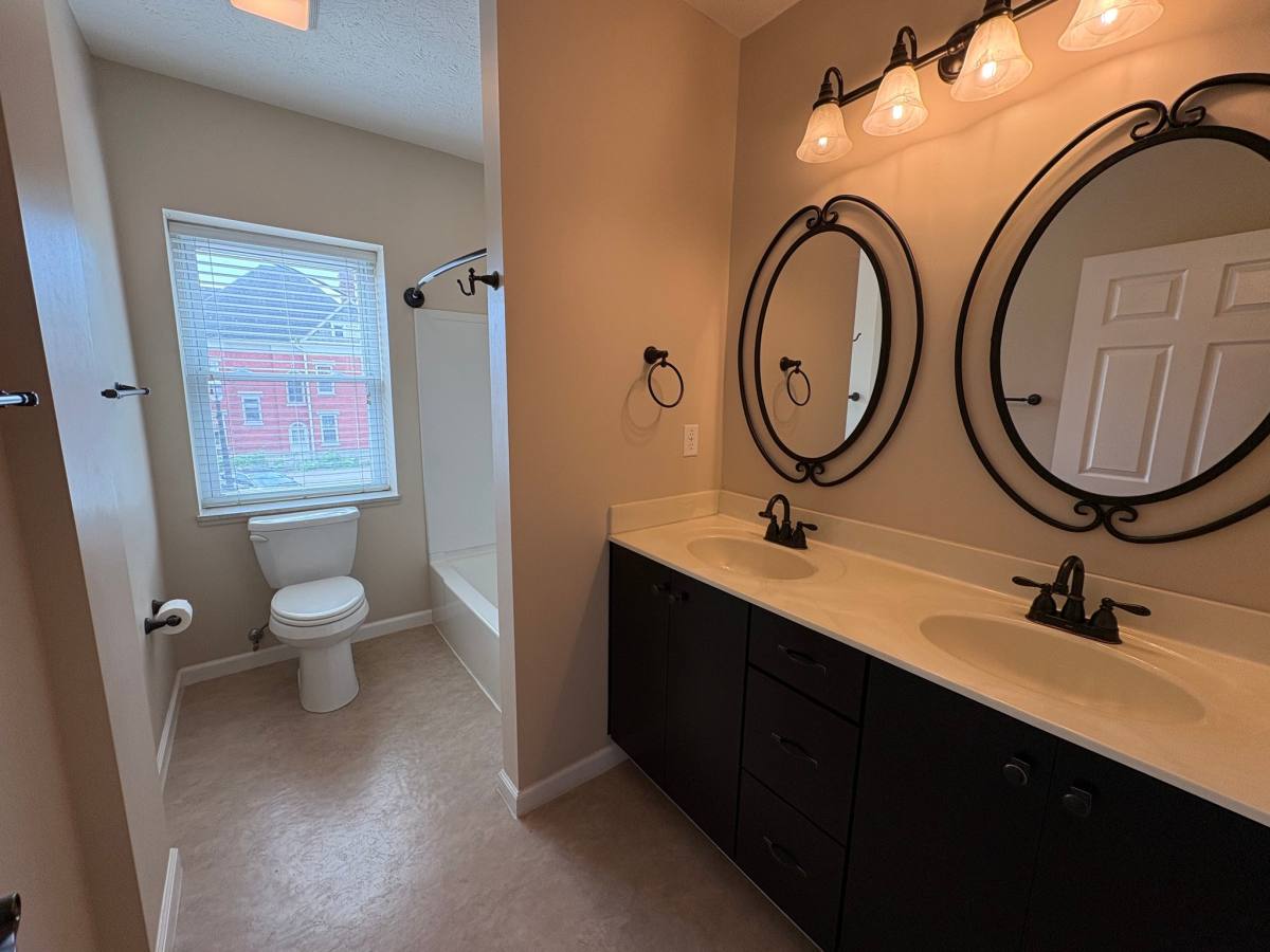 Apartment for rent at 79 S Main St 15 W Linden Ave, Miamisburg, OH 45342