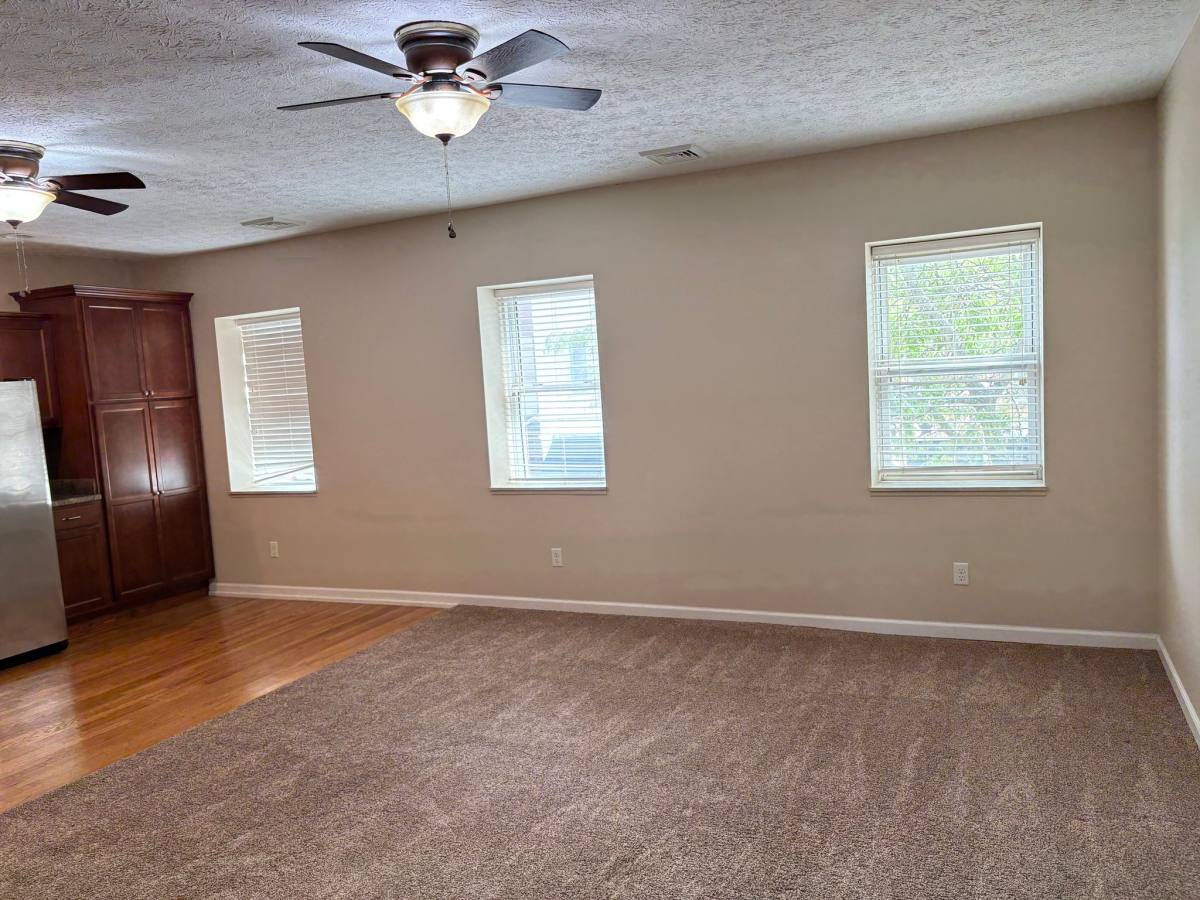 Apartment for rent at 79 S Main St 15 W Linden Ave, Miamisburg, OH 45342