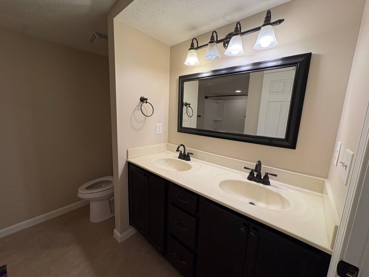 Apartment for rent at 79 S Main St 15 W Linden Ave, Miamisburg, OH 45342