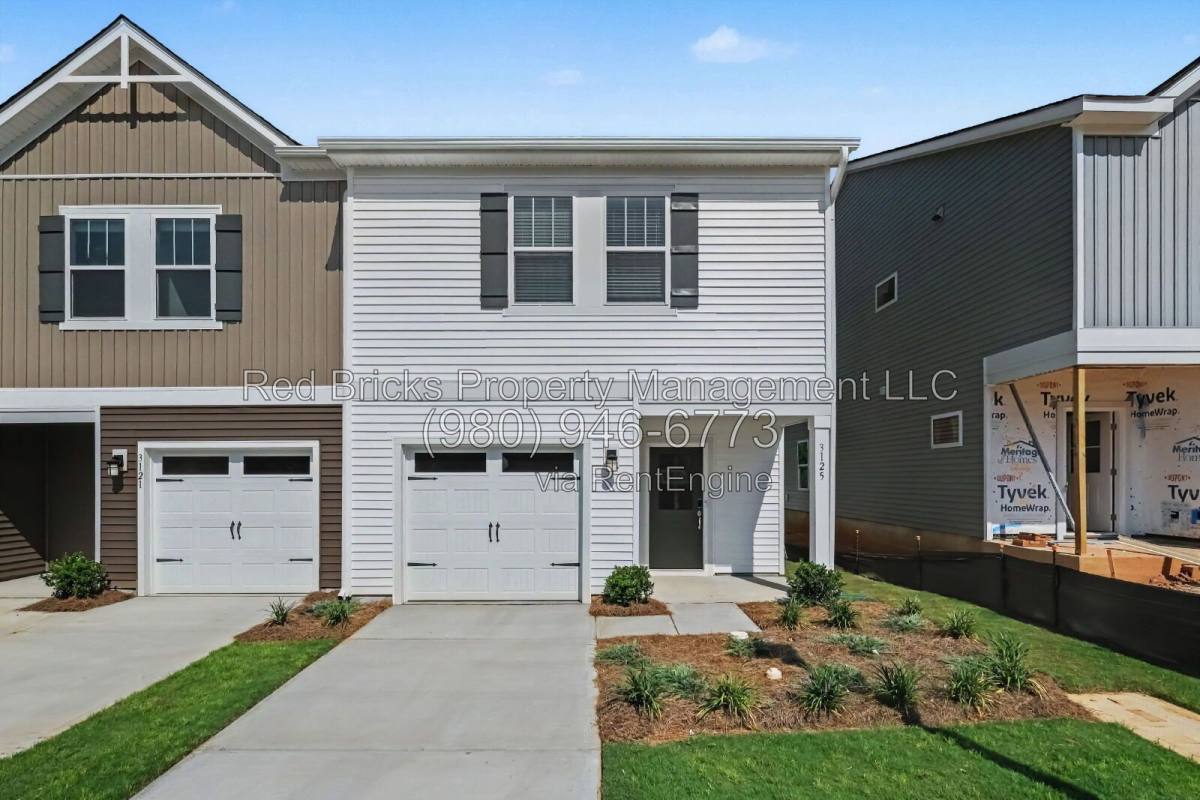 Townhouse for rent at 3125 Ophelia Alley, Charlotte, NC 28213