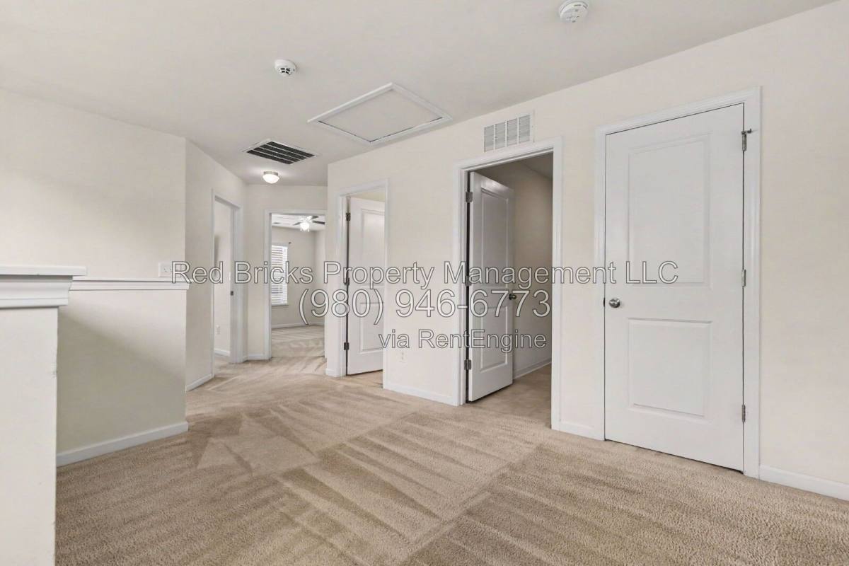 Townhouse for rent at 13431 Savannah Point Dr, Charlotte, NC 28273