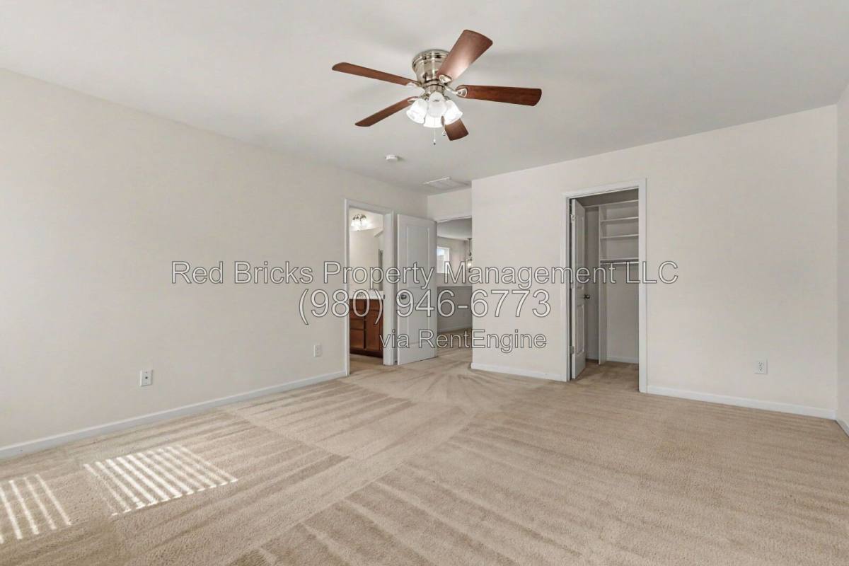 Townhouse for rent at 13431 Savannah Point Dr, Charlotte, NC 28273