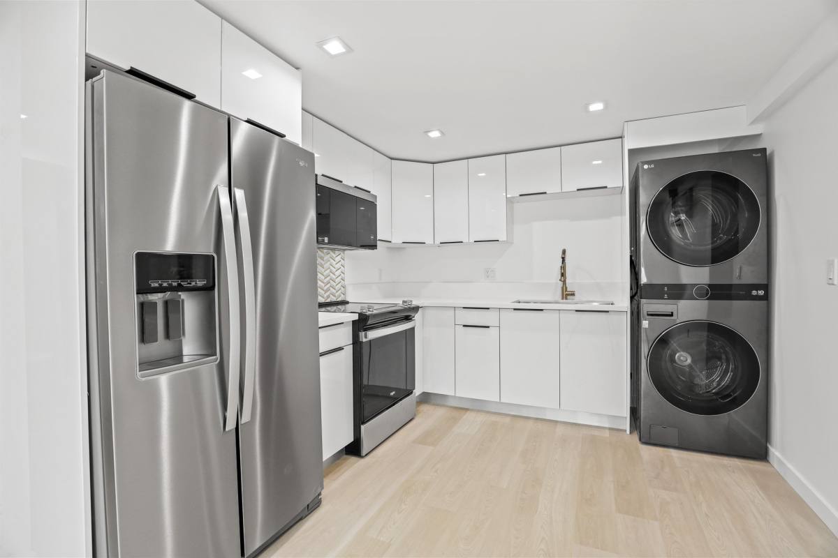 Apartment for rent at 2561 W Ave 30 #11, Los Angeles, CA 90065