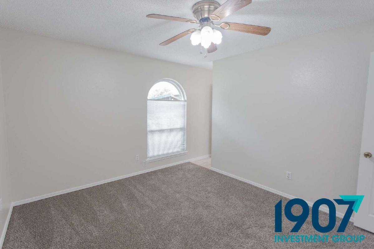 House for rent at 1852 Sunrise Dr, Oklahoma City, OK 73160