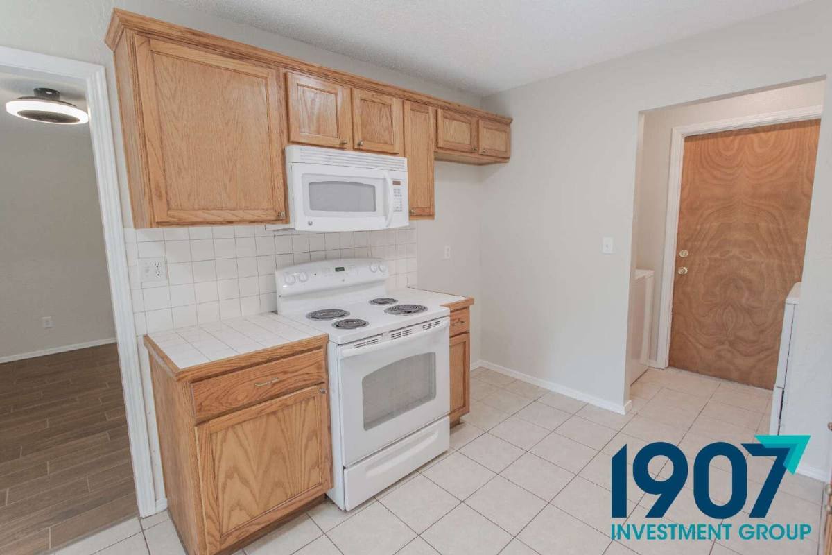 House for rent at 1852 Sunrise Dr, Oklahoma City, OK 73160