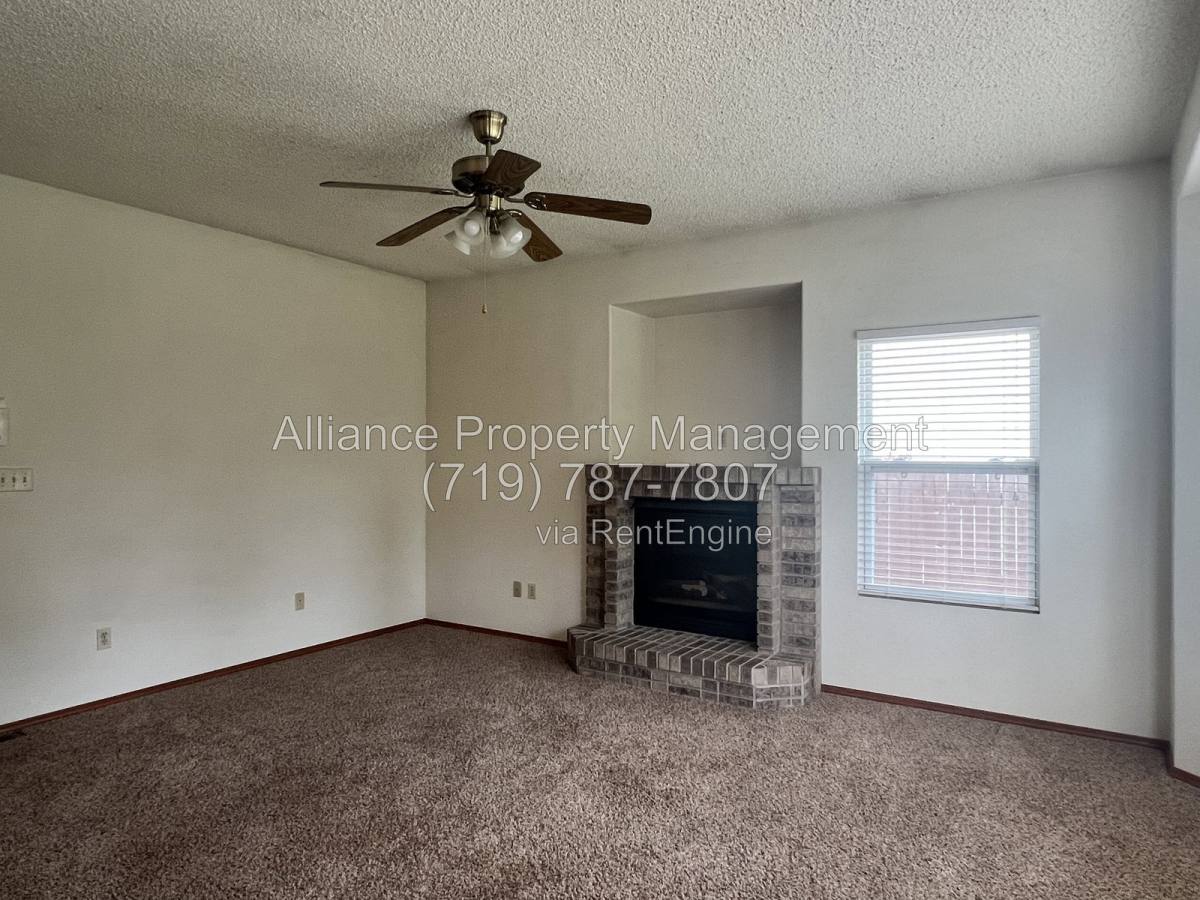 House for rent at 6944 Lost Springs Dr, Colorado Springs, CO 80923