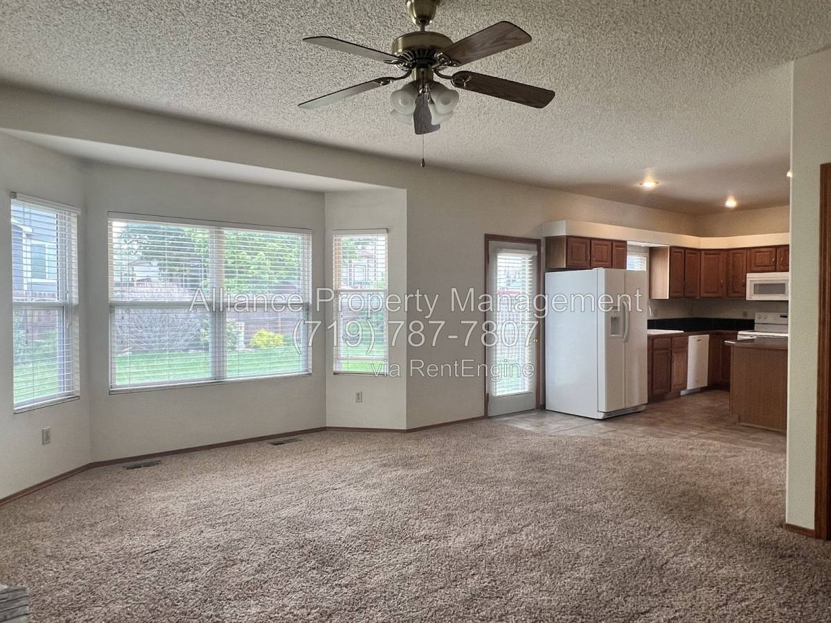 House for rent at 6944 Lost Springs Dr, Colorado Springs, CO 80923