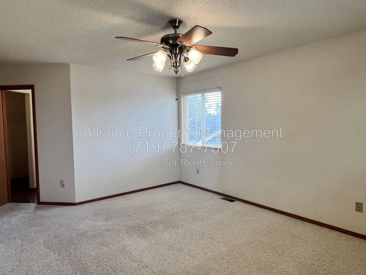 House for rent at 6944 Lost Springs Dr, Colorado Springs, CO 80923