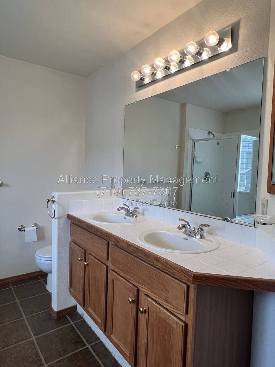 House for rent at 6944 Lost Springs Dr, Colorado Springs, CO 80923