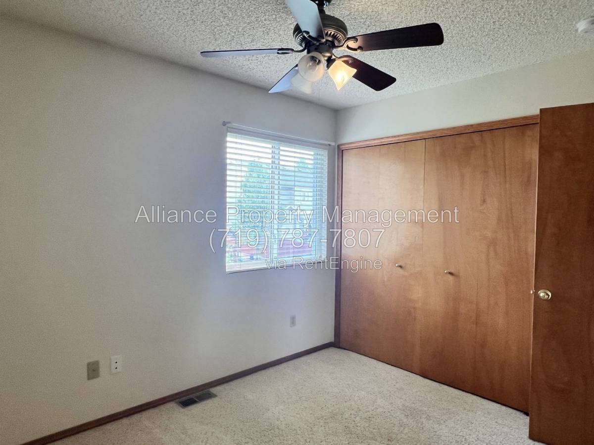 House for rent at 6944 Lost Springs Dr, Colorado Springs, CO 80923