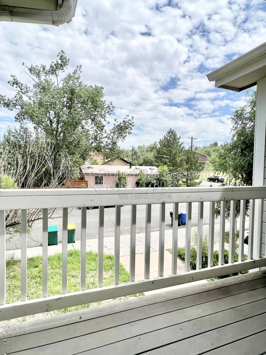 2405 W Monument St, Colorado Springs, CO 80904 - Townhouse for Rent - Image 19