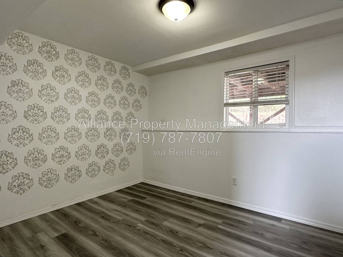 House for rent at 1250 Chiricahua Dr, Colorado Springs, CO 80915
