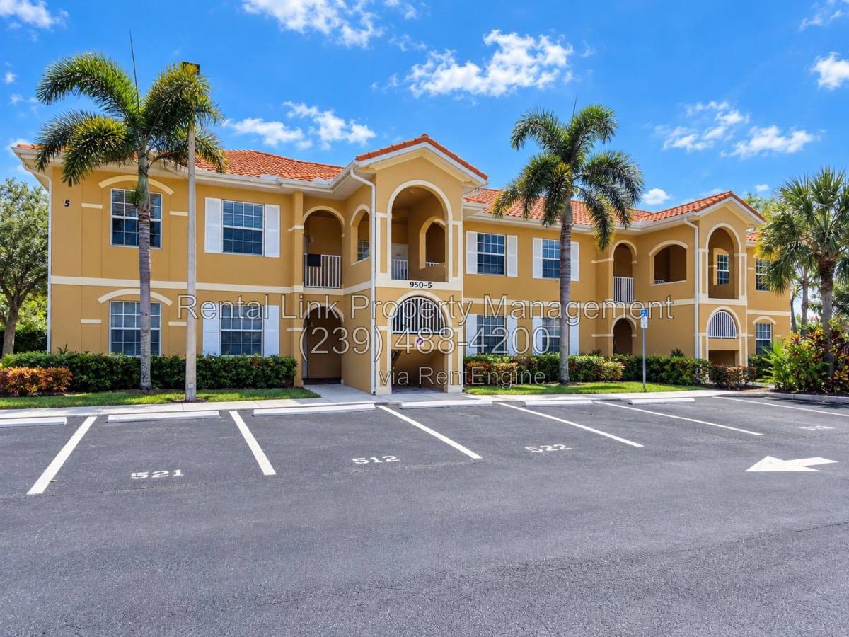 Condo for rent at 950 Hancock Creek S Blvd #521, Cape Coral, FL 33909