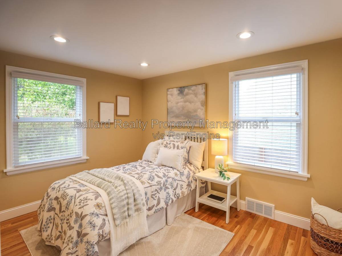 House for rent at 3248 NW Market St, Seattle, WA 98107