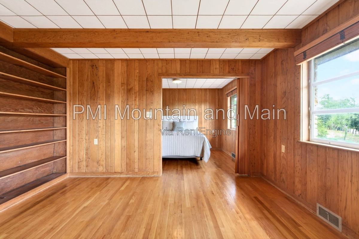 House for rent at 99 Marlborough Rd, Asheville, NC 28804