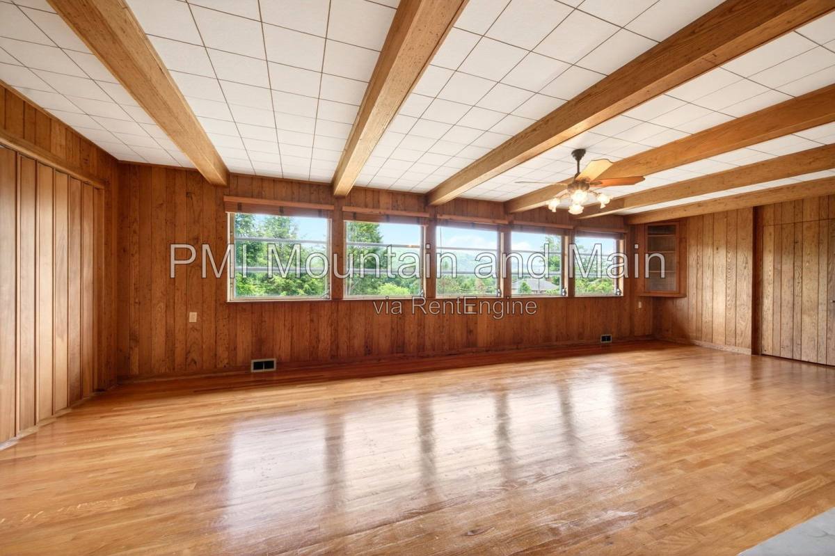 House for rent at 99 Marlborough Rd, Asheville, NC 28804