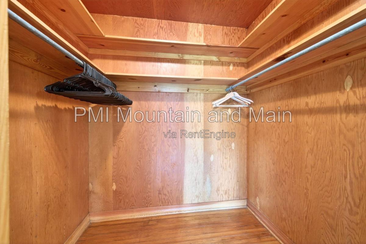 House for rent at 99 Marlborough Rd, Asheville, NC 28804