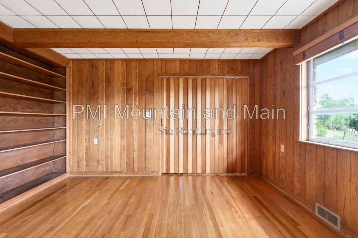 House for rent at 99 Marlborough Rd, Asheville, NC 28804