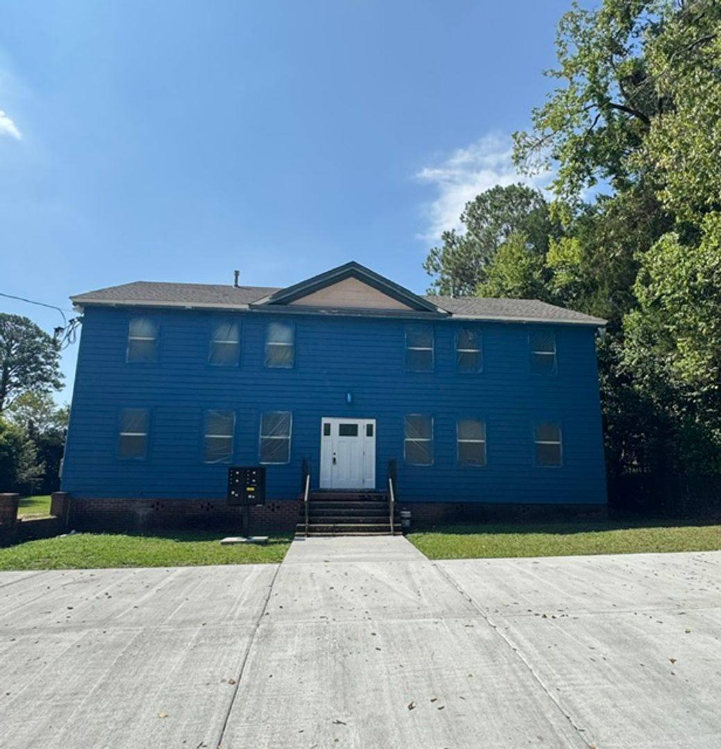Apartment for rent at 222 Mount Vernon Dr, Montgomery, AL 36105