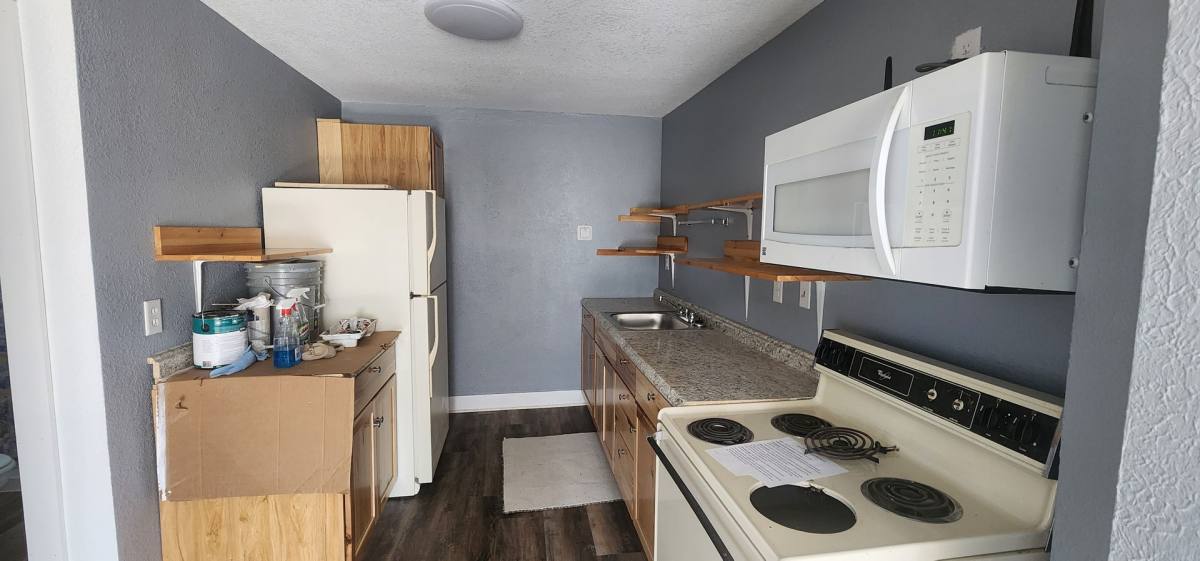 Apartment for rent at 814 9th Ave SW, Austin, MN 55912