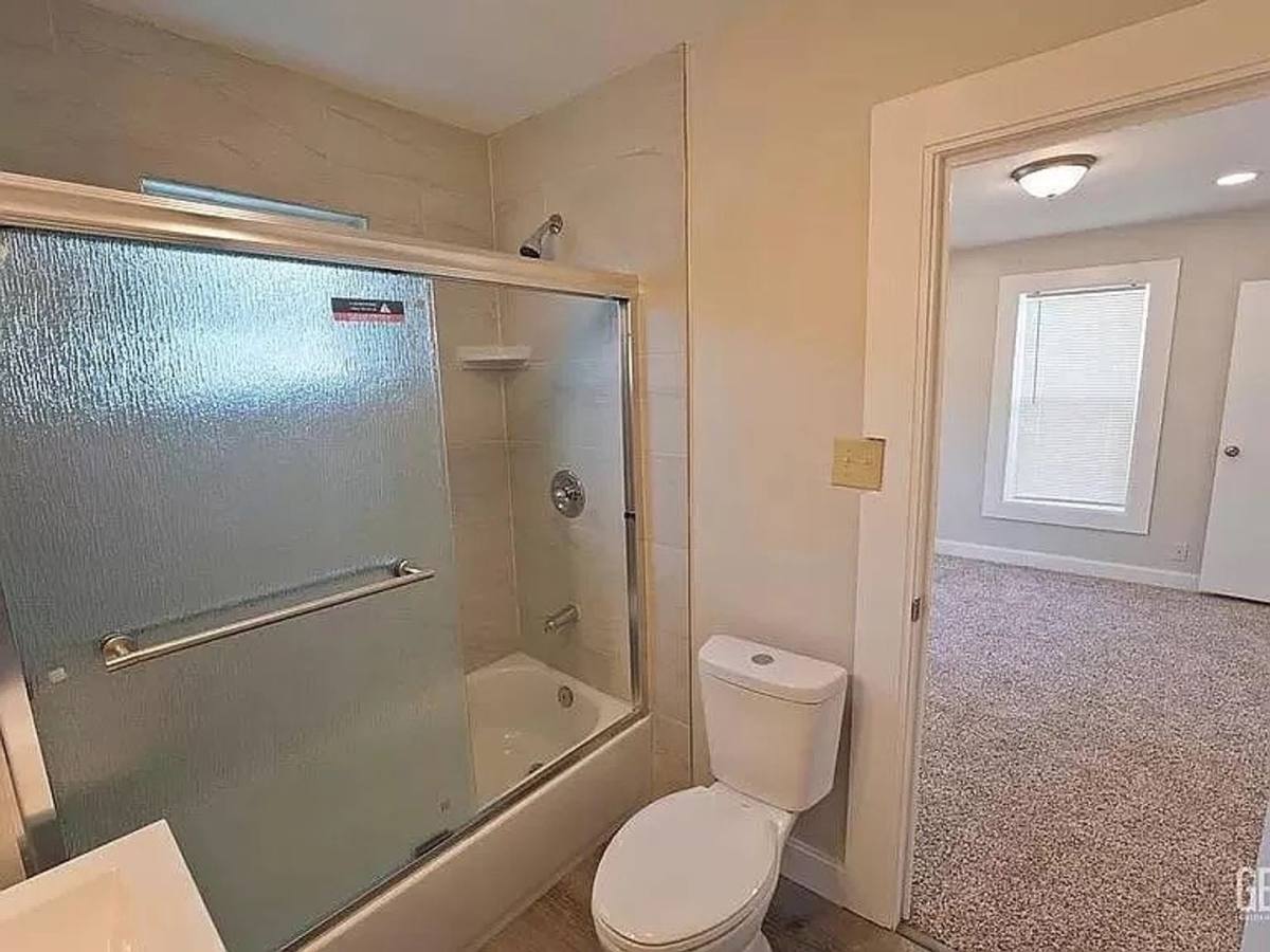House for rent at 600 1/2 Buchanan St, Taft, CA 93268