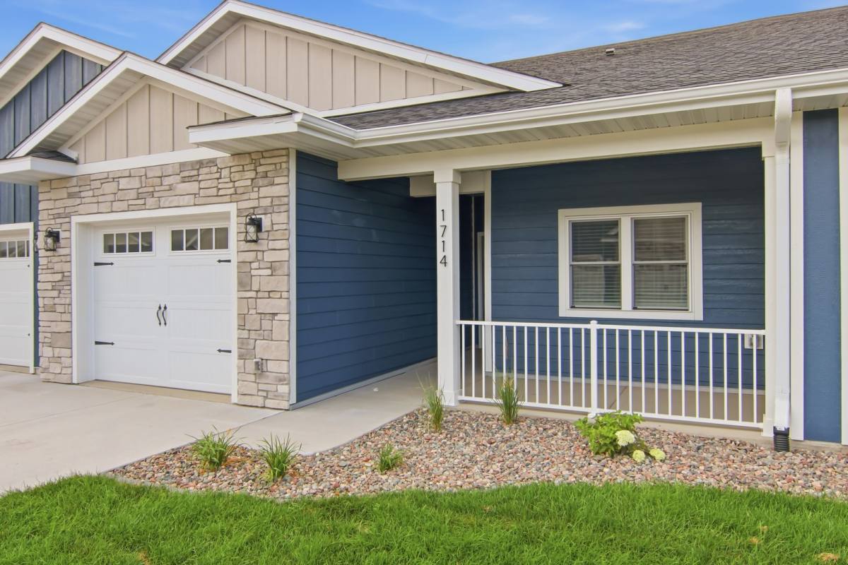 House for rent at 1717 Whitetail Way, Altoona, WI 54720